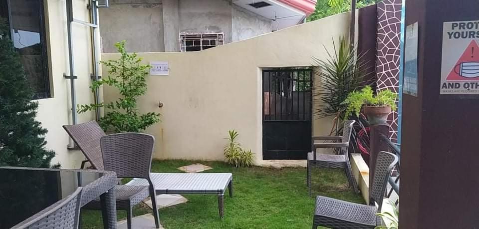 Melronz Inn Oslob Kültér fotó